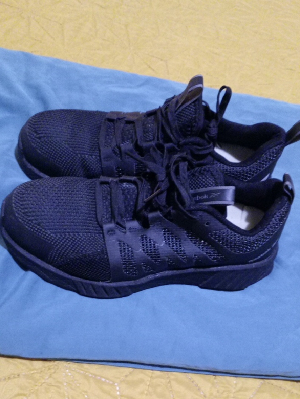 Reebok Black Mesh Floatride Energy Trainer